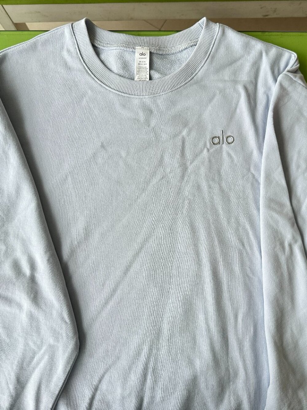 light blue alo top - sweatshirt - women's size M